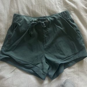 Workout shorts peach